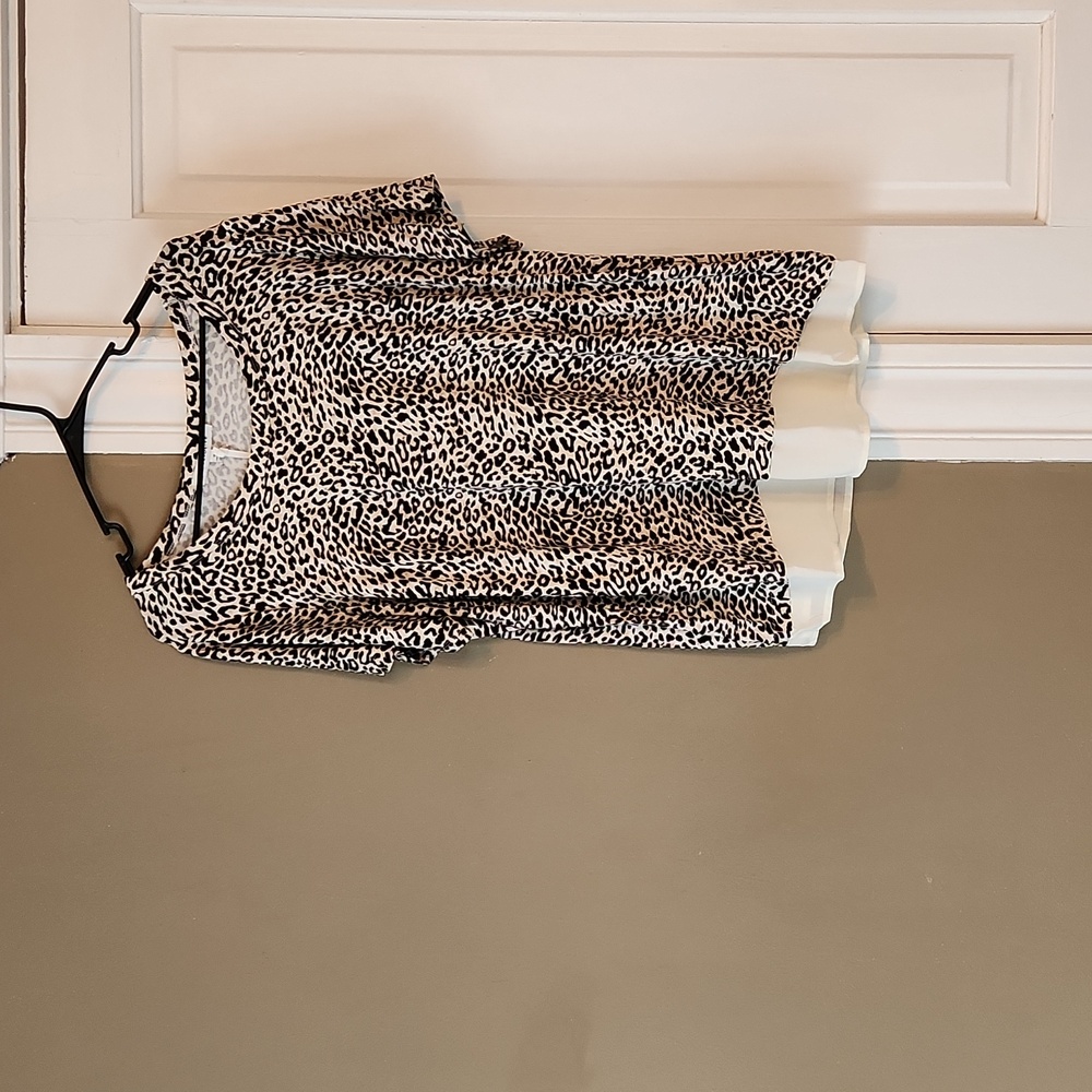 NWT Rose + Olive Blouse